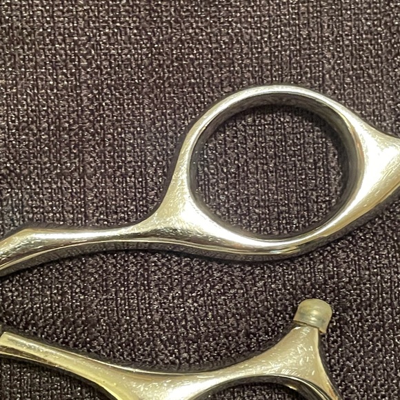 Masuta Japanese Steel, hairdressing shears. main image 4